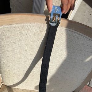 New authentic Gucci belt black in mint condition size 32  no box